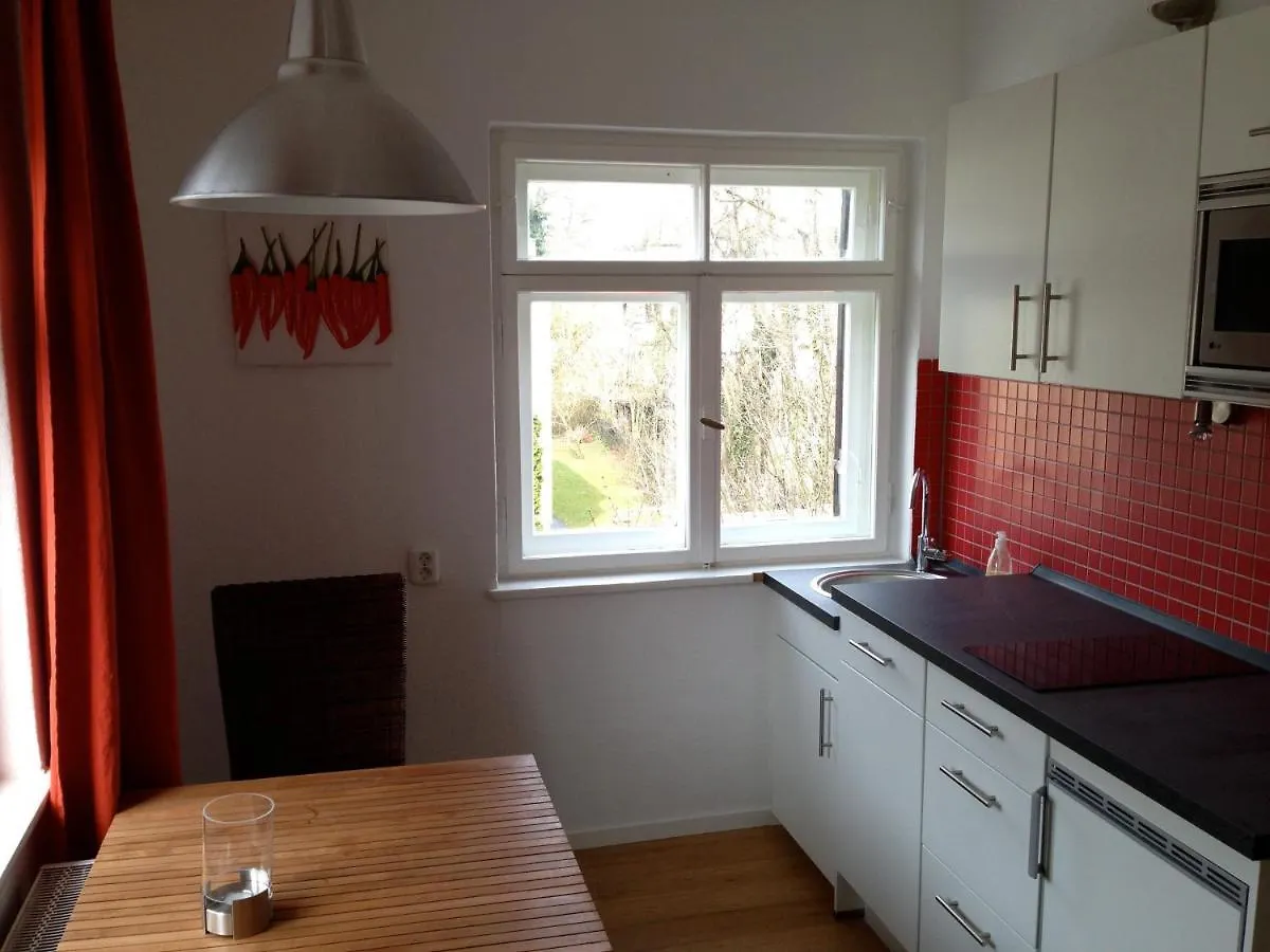 Schoene Wohnung Nahe Engl. Garten Munique 0*,  Alemanha